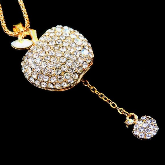 Lirrio's Closet Jewelry - Clear Rhinestone Apple Pendant Drop Apple NWT-